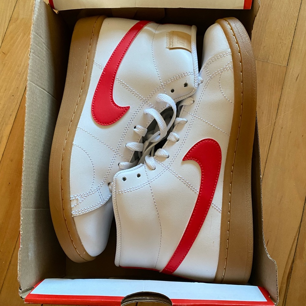 Nike